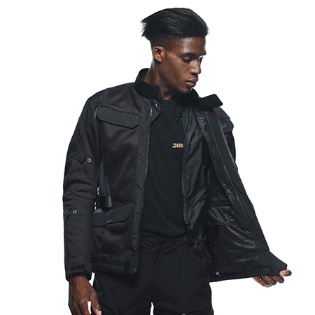 Ποιο καλοκαιρινό μπουφάν Dainese σου ταιριάζει;